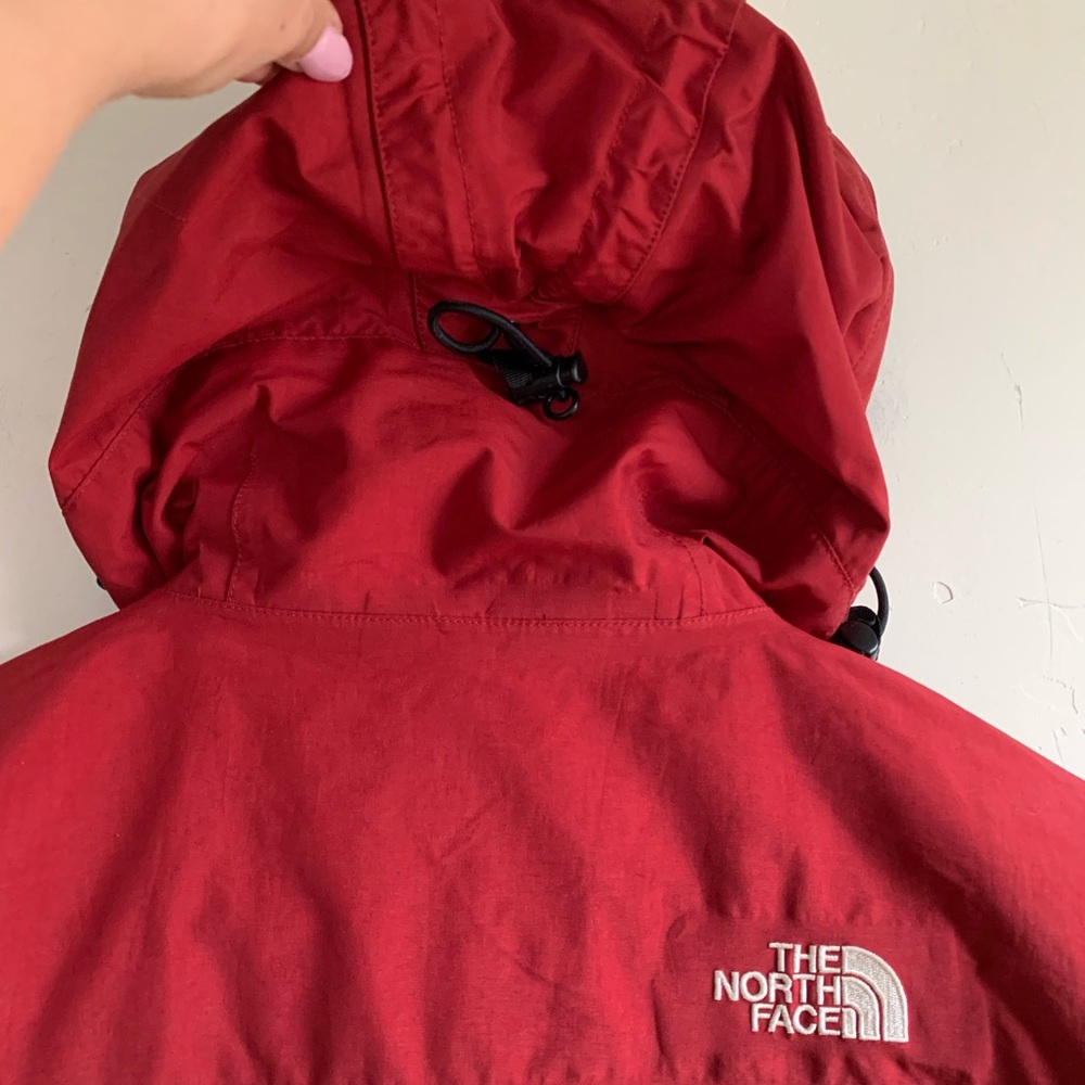 The North Face HyVent Hooded Rain Jacket Red White Waterproof Women XS - Picture 6 of 16